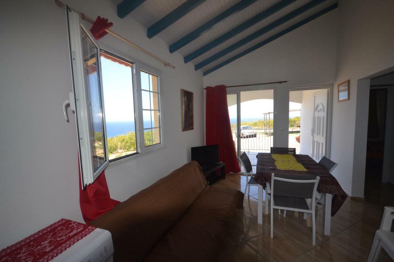 Planete Bleue Habitation Mes Desirs Villa Beaurenom Exterior photo